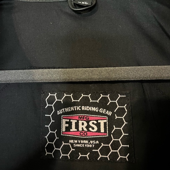 Genuine Leather Vest, size XXL, NWOT - Picture 6 of 10